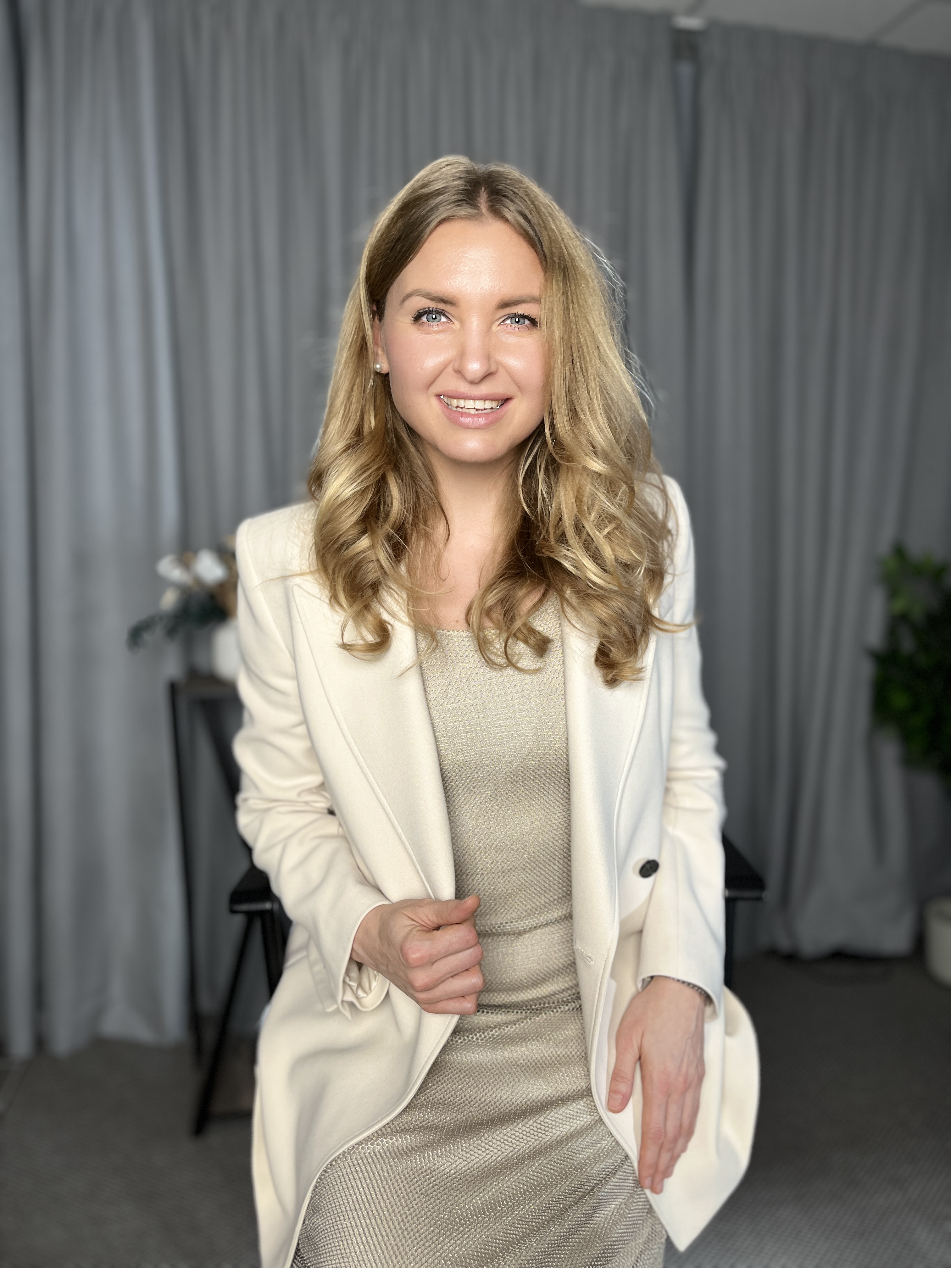 Елена Жалнина - тренер по ораторскому искусству